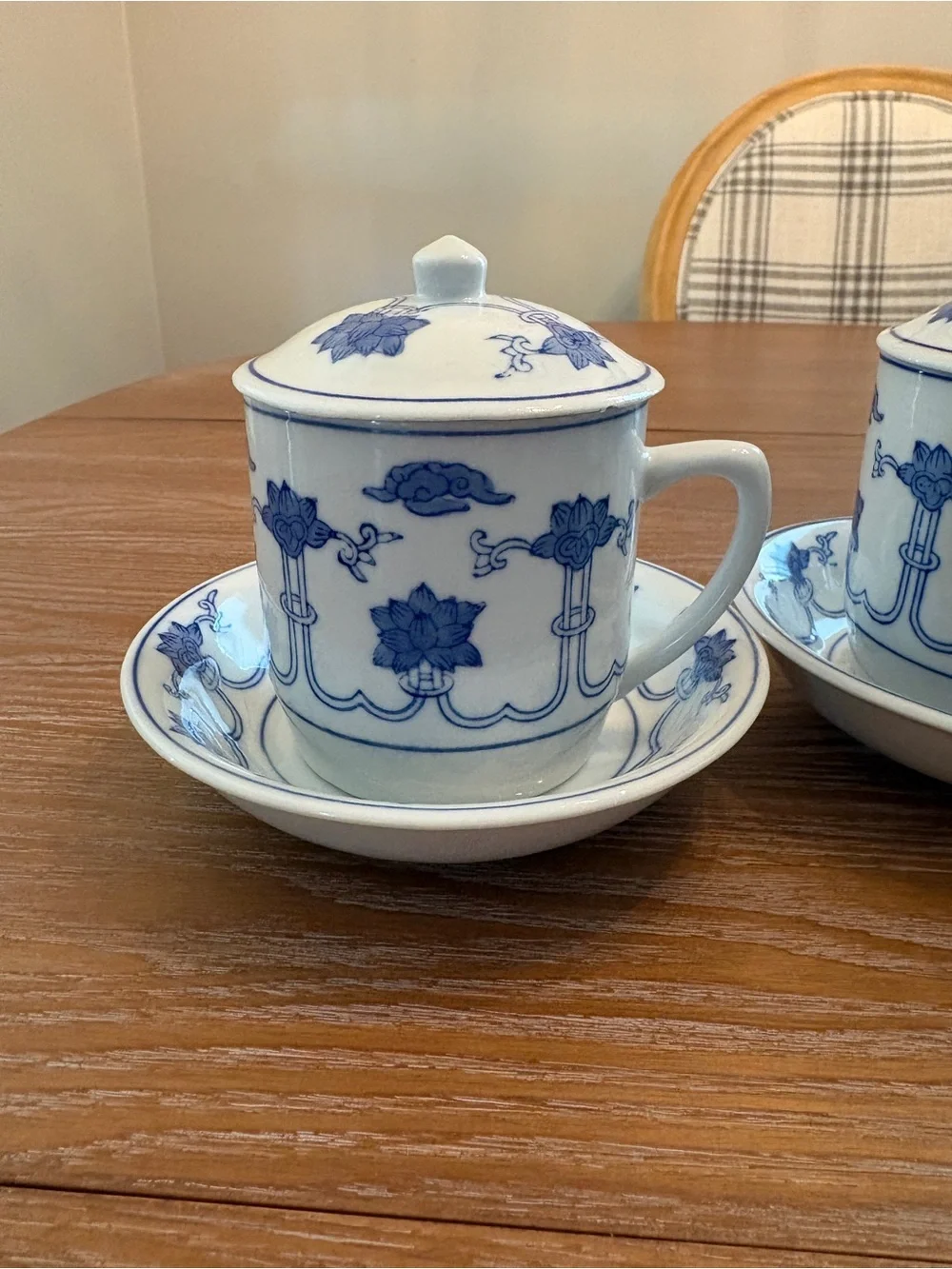 Crate&Barrel set porcelain